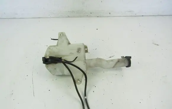 Ford Mondeo Mk III Windshield washer fluid reservoir/tank 