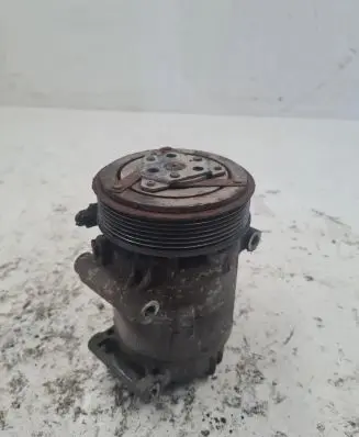 Renault Laguna II Air conditioning (A/C) compressor (pump) 8200309193