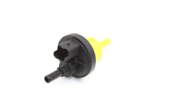 Nissan Qashqai J12 Engine mount vacuum valve 149304569R