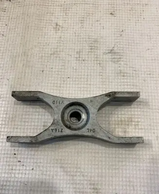 Skoda Octavia Mk3 (5E) Fuel Injector clamp holder