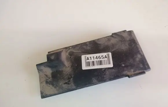Skoda Octavia Mk2 (1Z) Fuse box cover