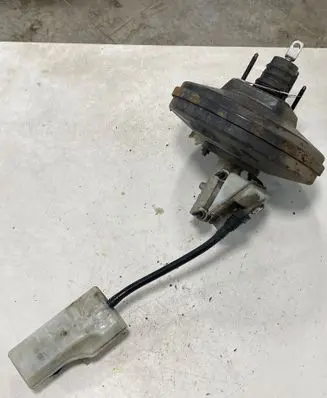 Ford C-MAX I Brake booster 6M512B195CE 03786415324