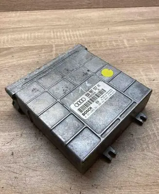 Audi A4 S4 B5 8D Engine control unit/module ECU 8D0907557HX 0261203941