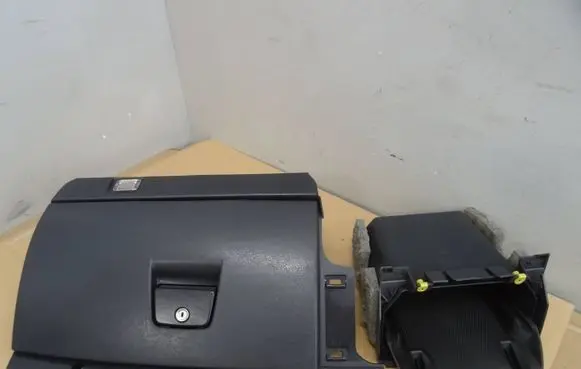Volvo V50 Glove box 09491937 3865