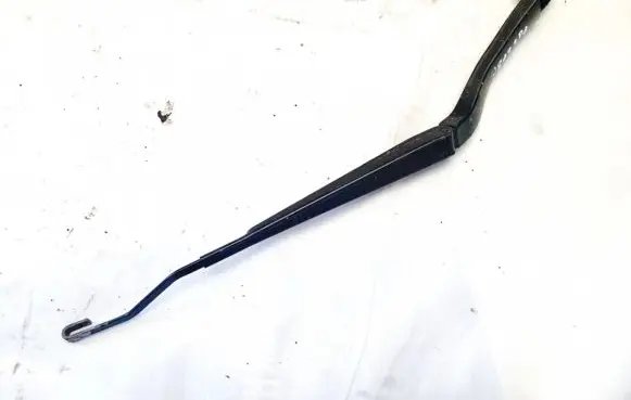 Opel Insignia A Front wiper blade arm