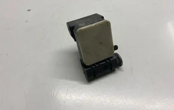 BMW X3 E83 Airbag deployment crash/impact sensor 6911003