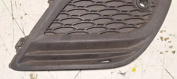 Volvo XC60 Front bumper lower grill 31290661