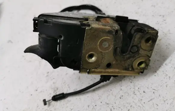 Renault Laguna II Front door lock