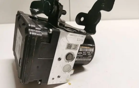 Land Rover Range Rover Evoque L538 ABS Pump BJ322C405AG
