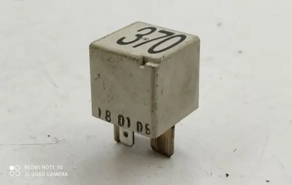 Volkswagen Sharan Other relay 8D0951253