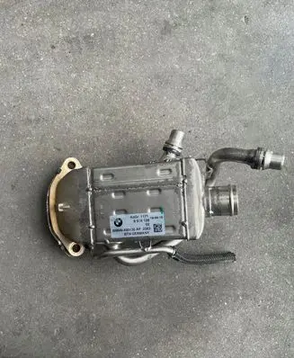 BMW X5 G05 EGR valve cooler 8576128