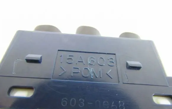 Lexus RX 330 - 350 - 400H Seat heating switch 15A603