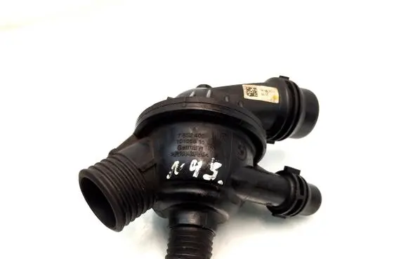 Thermostat/thermostat housing