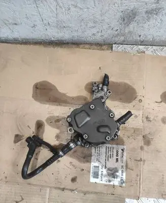 Audi A6 S6 C5 4B Vacuum pump