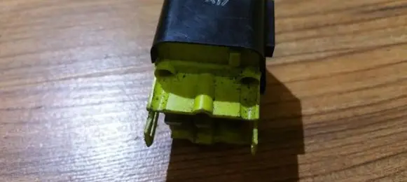 Mazda 121 Other relay 0567008520 056700-8520