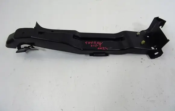 Volkswagen Touran III Center console 