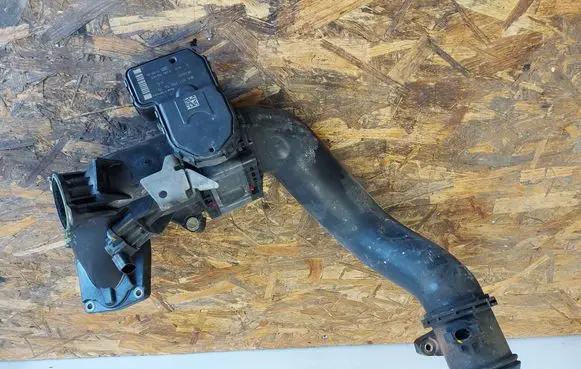 Mercedes-Benz Sprinter W906 Throttle valve A6510900470 A6510900728 A6510903842