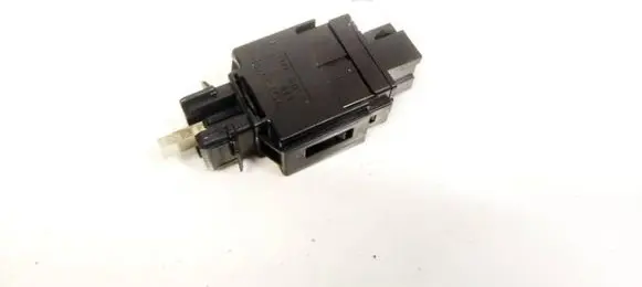 Volvo S70 V70 V70 XC Brake pedal sensor switch 9128577 99W45L