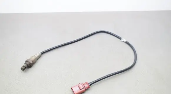 Audi Q3 8U Lambda probe sensor 04E906262FB