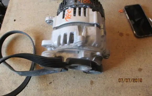 Audi Q5 SQ5 Generator/alternator 04L903018A