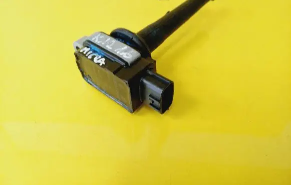 Nissan Micra High voltage ignition coil 0221604014