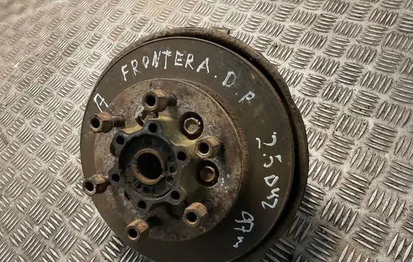 Opel Frontera A Front wheel hub spindle knuckle