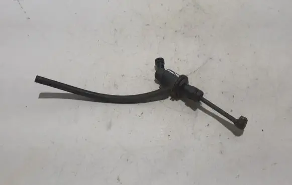 Clutch slave cylinder