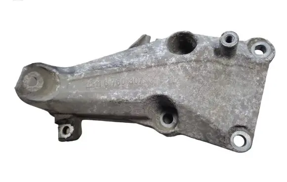BMW 1 E81 E87 Engine mounting bracket 22116760307