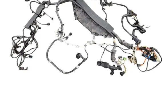 BMW 5 E60 E61 Engine installation wiring loom 8680547 756738804 7567889