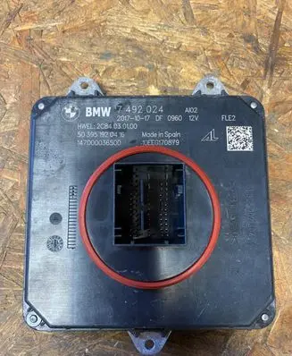 BMW 1 F20 F21 LED ballast control module 7492024