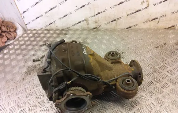 Nissan Elgrand Rear differential 4820395