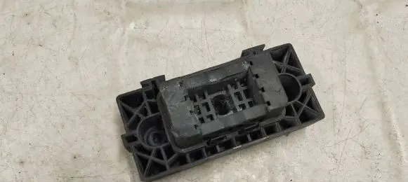 Mercedes-Benz GL X166 Jacking socket point A1666900334