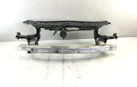 Renault Megane II Radiator support slam panel 8200589928 K4986