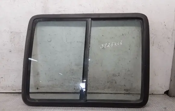 Fiat Doblo Side middle window/glass 