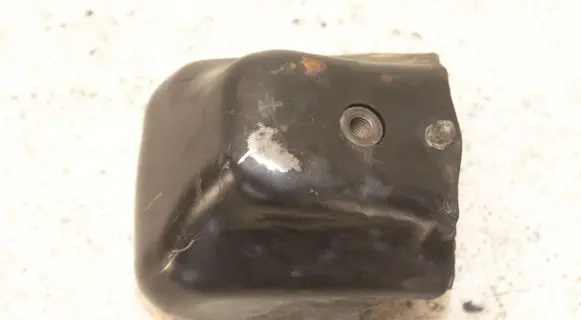 Engine mount bracket