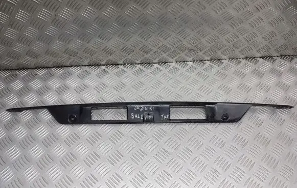 Suzuki Baleno EG Rear window tailgate spoiler 