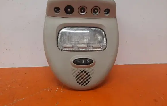 Peugeot 807 Boot/trunk interior light 241747