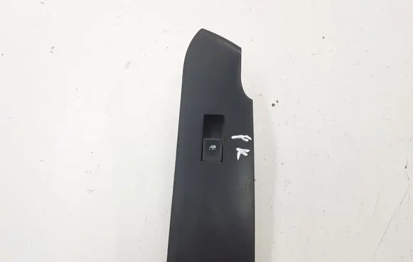 Chevrolet Captiva Electric window control switch 201004083
