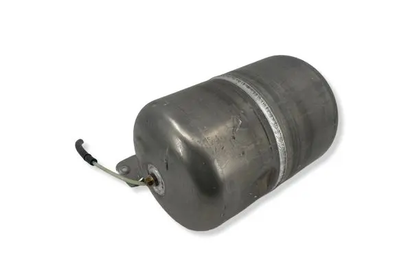 Mercedes-Benz GLE AMG (W166 - C292) Air suspension tank/reservoir A1663200015 P02056 ZGS005