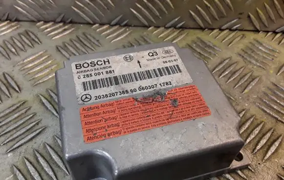 Mercedes-Benz C W203 Airbag control unit/module 0285001881