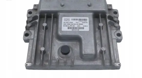 Peugeot 3008 I Engine control unit/module 9802943180