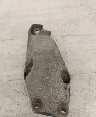 BMW X3 F25 Engine mounting bracket 6861401 152522 18574710