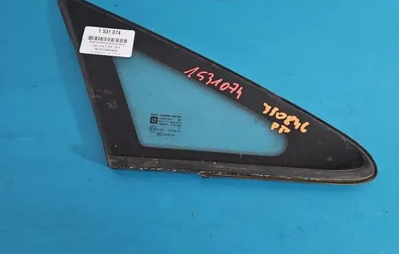 Opel Corsa D Front door vent window glass four-door IMPRK1531074