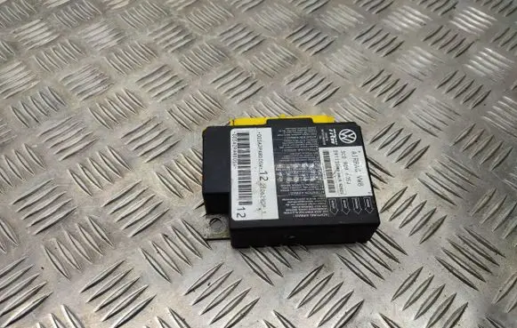 Volkswagen PASSAT B6 Airbag control unit/module 3C0909605J