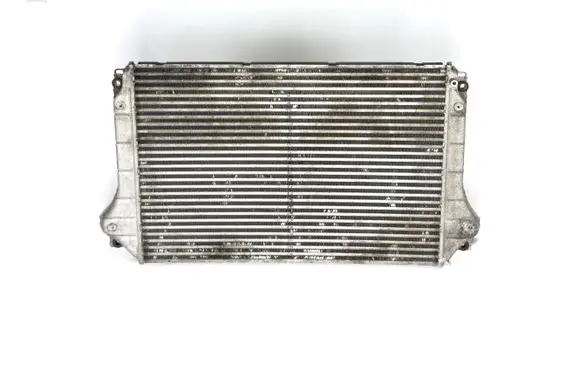 Toyota Avensis T250 Intercooler radiator jd127100 jd1271002220