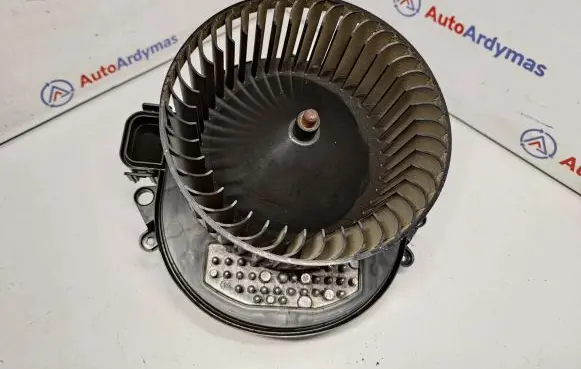 BMW 4 F32 F33 Heater fan/blower 64119350395