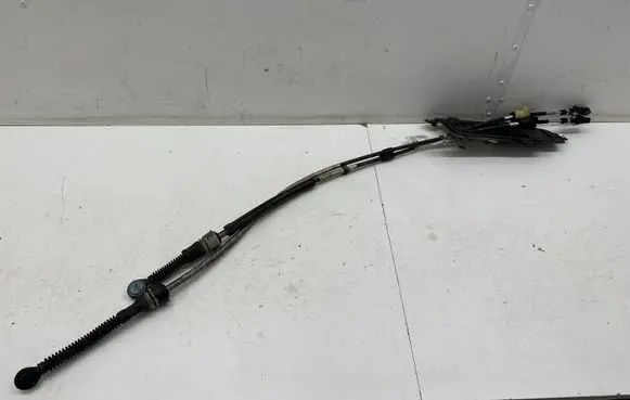Jeep Compass Gear shift cable linkage P68263860AB