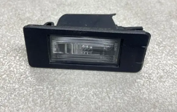 Opel Zafira C Number plate light 13590043