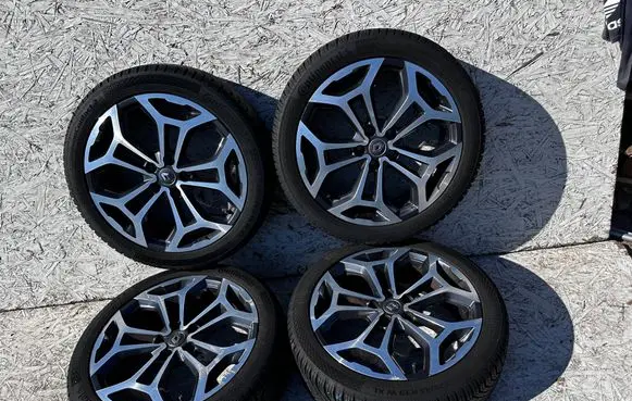 Renault Kadjar R19 alloy rim 403005710R