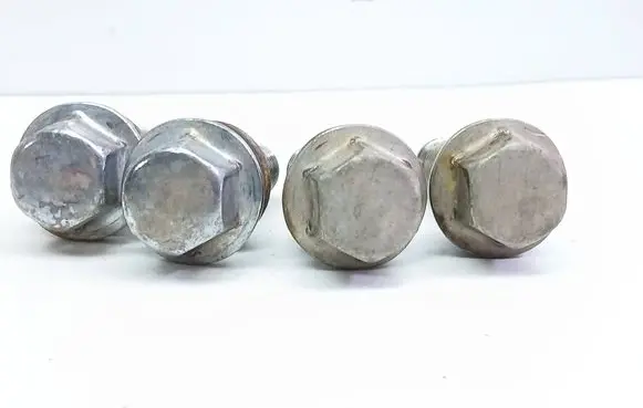 Volvo XC60 Nuts/bolts 